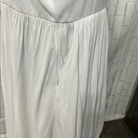 EUC torrid  White Midi Dress with Pink Floral Embroidery. size 0x - Picture 4 of 5